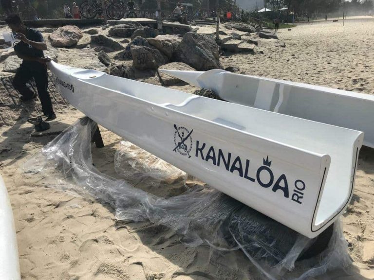 a nova canoa havaiana