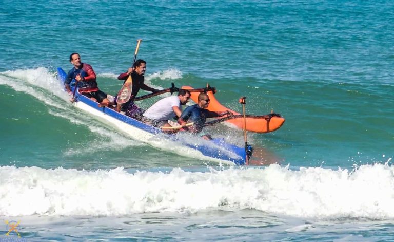Onde surfar de canoa havaiana no Rio de Janeiro